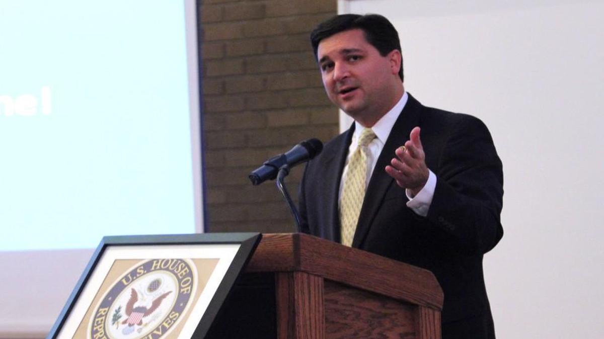 Rep. David Rouzer at a town hall meeting at Johnston Community College.