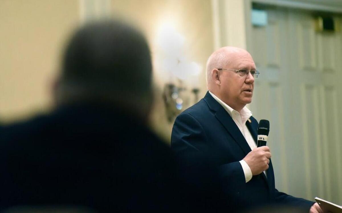 State Rep. Bill Brawley spoke at a 2016 meeting on Charlotte-Mecklenburg Schools and the south suburbs, convened after Matthews Mayor Jim Taylor started talking about splitting the district.