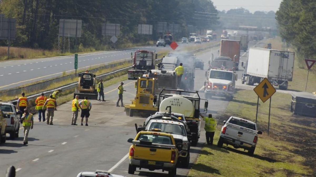 N.C. Department of Transportation workers repair a stretch of I-95 in Johnston County following a traffic accident in October 2016. Supporters of a “Ban the Box” bill in the General Assembly want to open up more jobs like these to people with criminal records who are trying to turn their lives around.