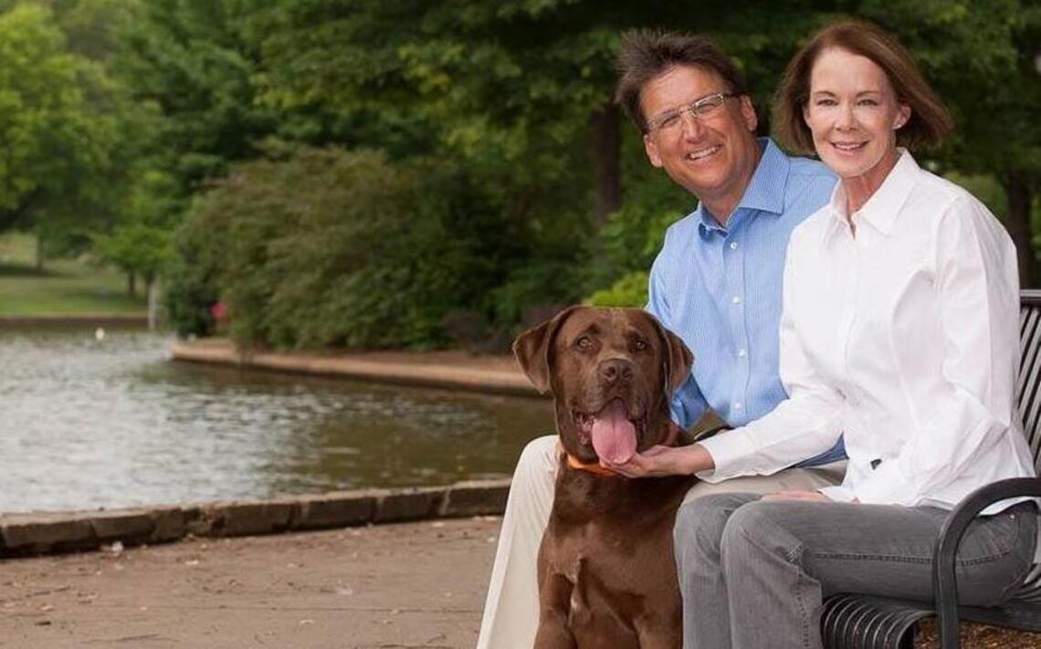 Wood carving of Pat McCrory's dog to be featured in museum this month