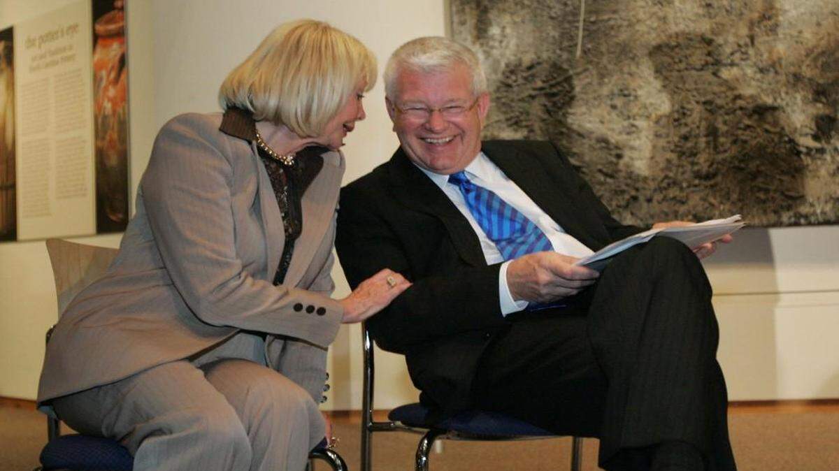 Iris Cantor laughs with Lawrence Wheeler, director of the North Carolina Museum of Art, during a press conference Nov. 9, 2005, announcing a gift of 22 bronze sculptures by Auguste Rodin from the Iris and B. Gerald Cantor Foundation.