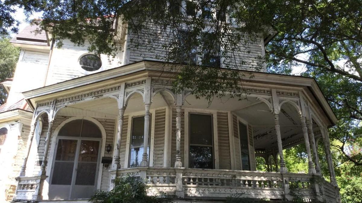 
The Lamar House on North Person Street has been neglected and vacant since the state bought it in 1999.
