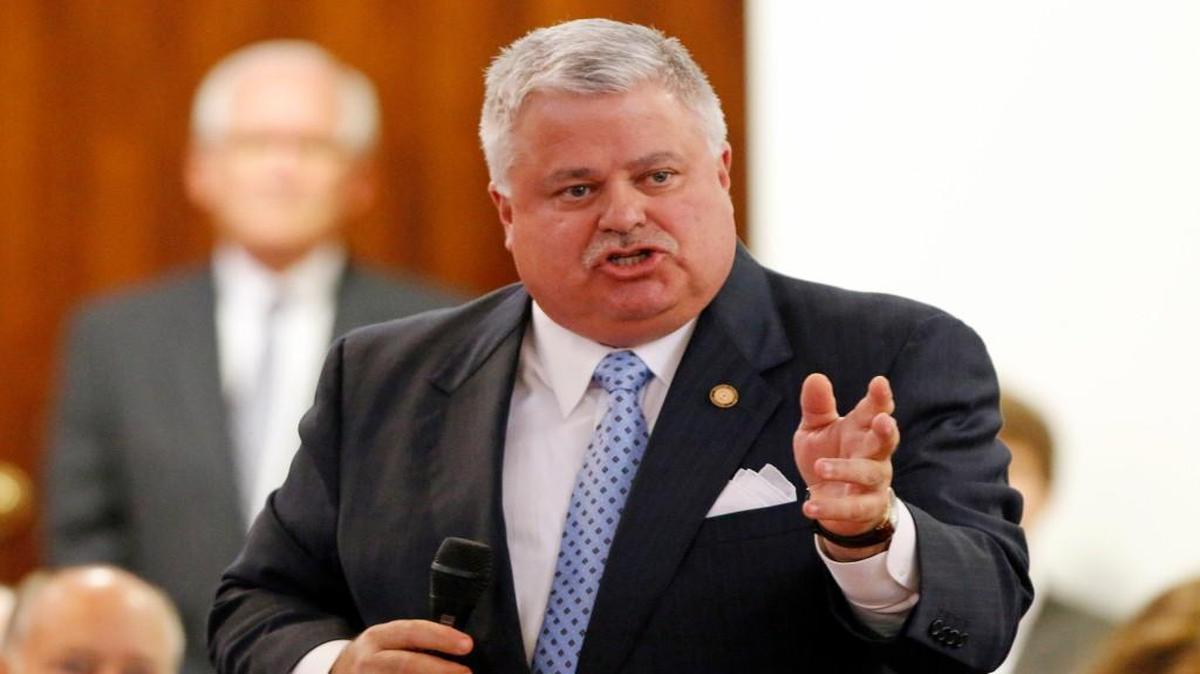 Senate Rules Chairman Tom Apodaca was among seven state legislators who paid themselves thousands of dollars from their campaign accounts without detailing what the reimbursements were for.