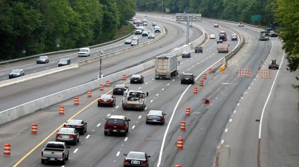 An effort to limit slow left-lane drivers died Wednesday in an N.C. Senate committee.