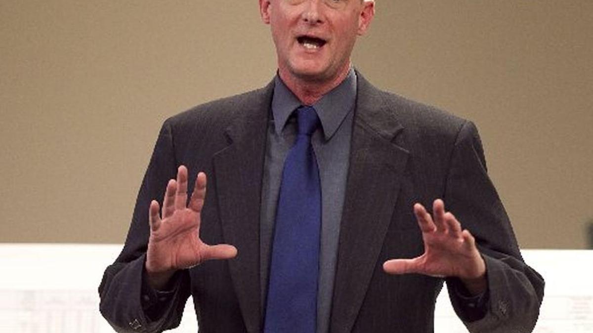 Tom Reeder addresses a public hearing on the coal ash spill from Duke's retired Dan River Steam Station into the Dan River at the Eden City Hall in February 2014.