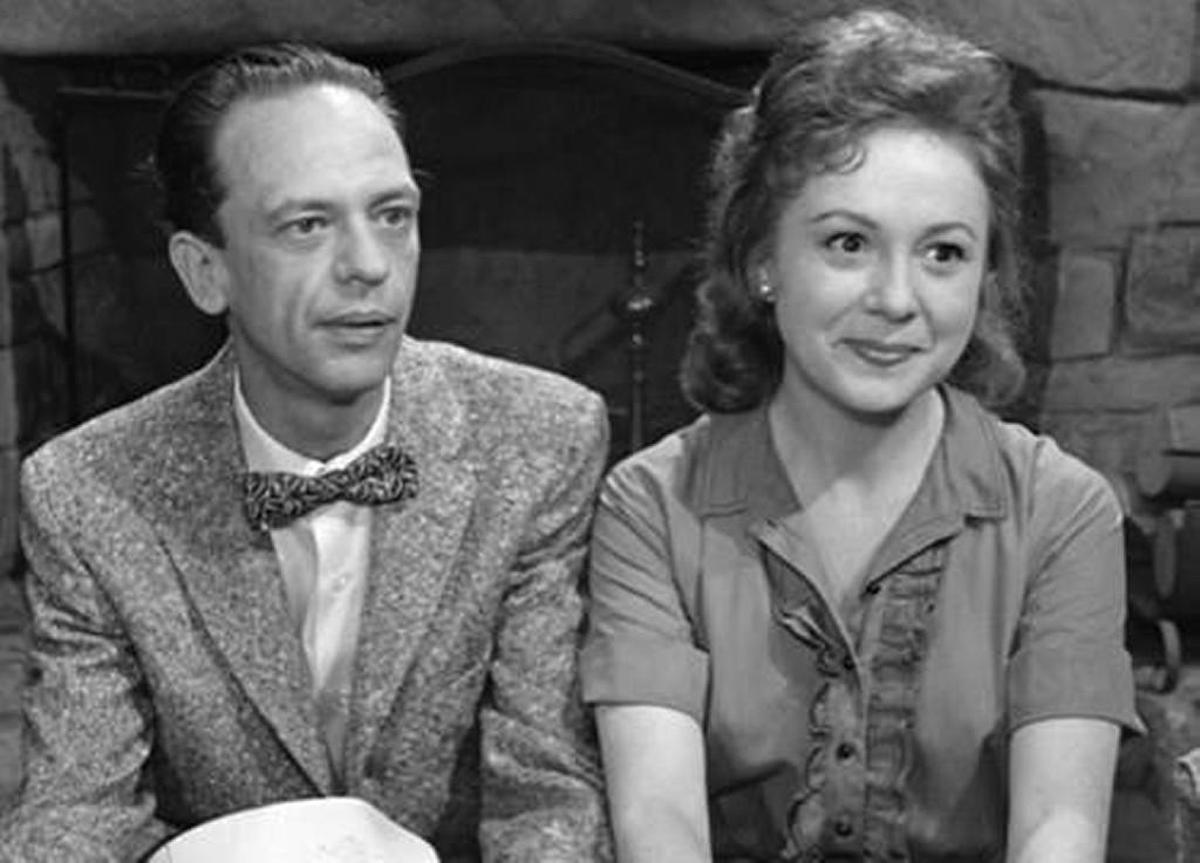 Don Knotts as Barney and Betty Lynn as Thelma Lou on an early episode of “The Andy Griffith Show.”
