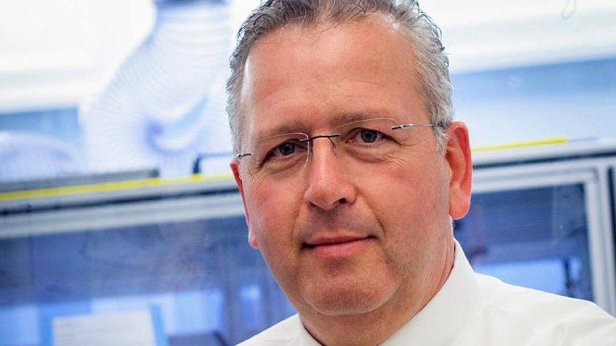 Liquidia, a Morrisville biopharmaceutical company founded on technology from chemist Joseph DeSimone, has raised $50 million through an initial offering of public stock. It begins trading on the Nasdaq on Thursday, July 26. DeSimone is a professor at UNC Chapel Hill and N.C. State University.
