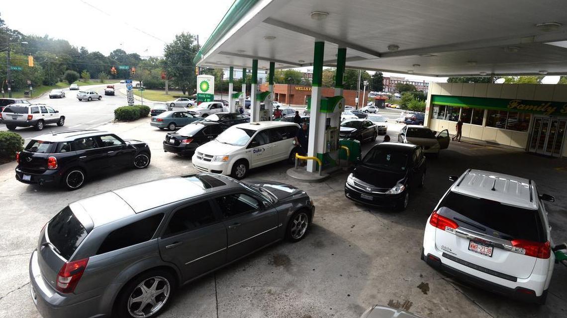 A BP station at the corner of Main Street and Ninth Street in Durham was packed Monday, Sept. 19, 2016, as drivers tried to buy gas after getting off work. Many gas stations ran out of fuel after a Colonial Pipeline breach in Alabama.