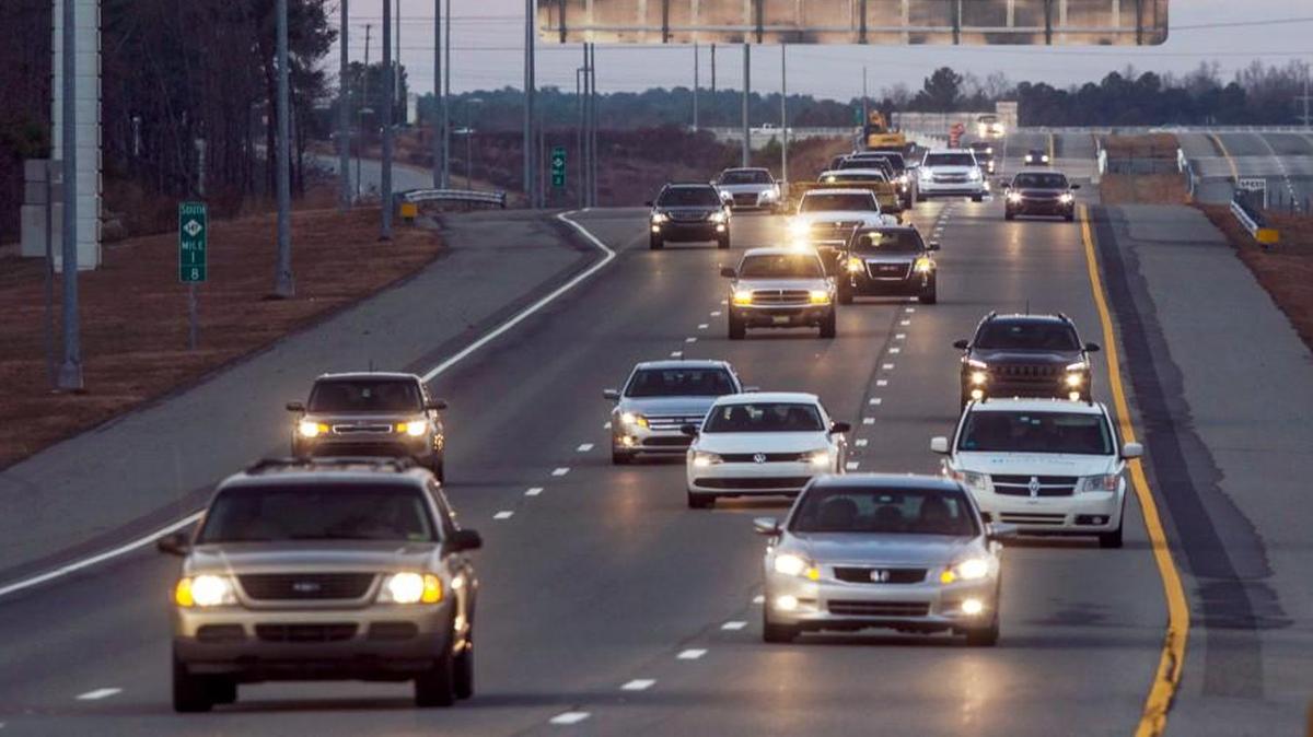 Rush hour traffic flows along the Triangle Expressway near the interchange at Davis Drive in Morrisville on Monday. Traffic has picked up on the toll road in part because of population growth in western Wake County.