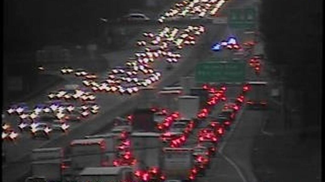 Lanes of I-40 near Airport Boulevard and Aviation Parkway shut down ...