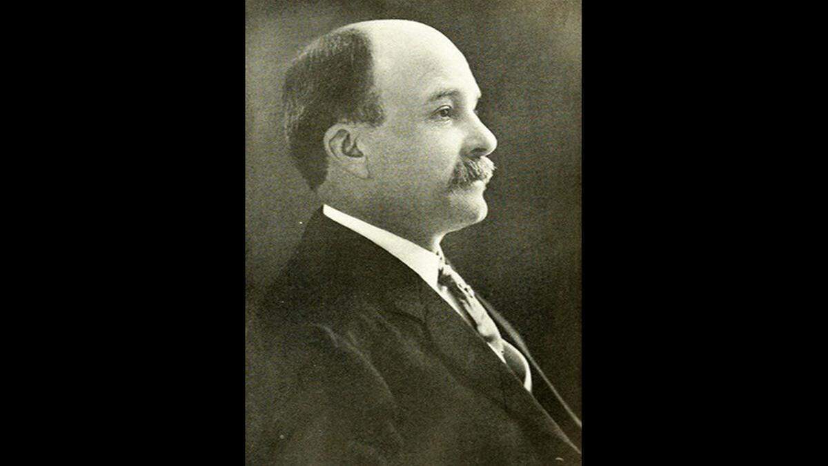 Lunsford Richardson created junk mail as he tried to advertise Vicks VapoRub, historians said.