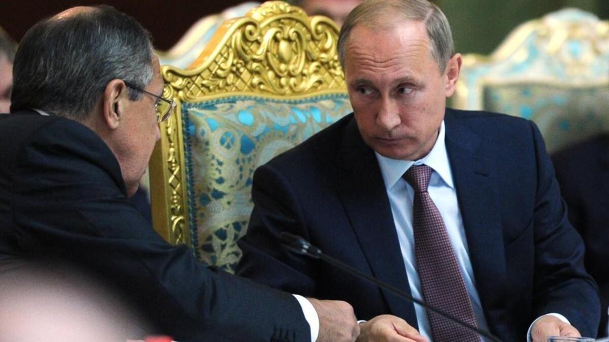 
Russian President Vladimir Putin (right) wants to be a major player in the Middle East.
