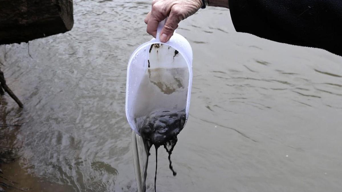 The DEQ must get tougher on corporations that pollute our rivers, streams and lakes.