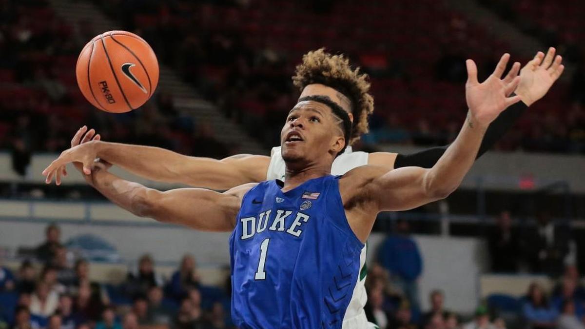 Duke's Trevon Duval (1) is fouled by a Portland State defender in the second half.