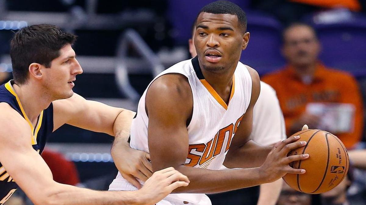 
T.J. Warren of the Phoenix Suns handles the ball during the NBA game against the Indiana Pacers at US Airways Center on December 2, 2014 in Phoenix, Arizona. 
