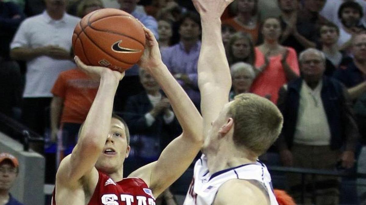 Scott Wood, a pure shooter’s shooter, has found basketball paradise next to a Marriott in downtown Oakland, Calif.