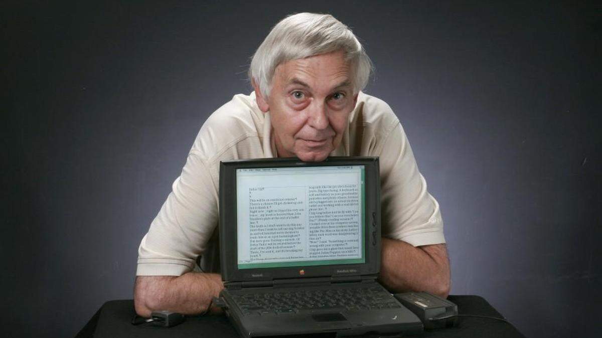 Former News & Observer columnist Caulton Tudor