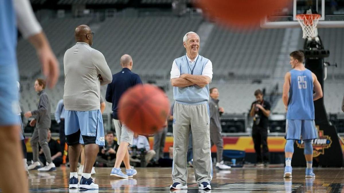 North Carolina coach Roy Williams watches his team shoot during practice for the NCAA tournament in March.