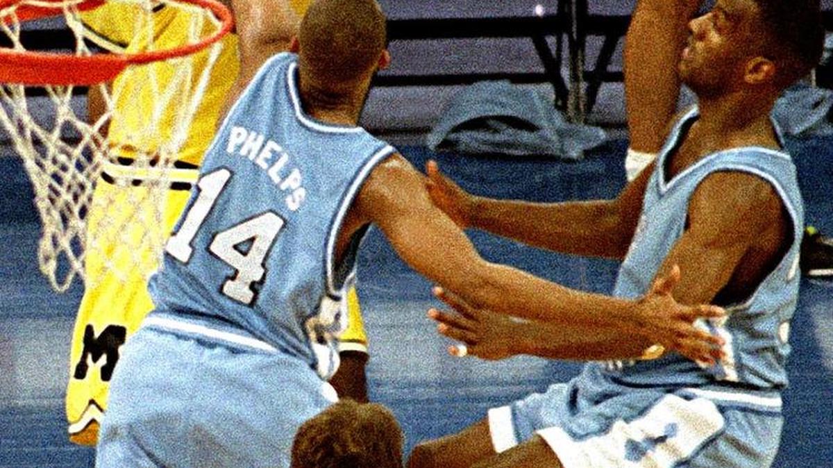Michigan's Chris Webber calls a timeout his team didn't have in the closing moments of 1993 NCAA final against UNC.
