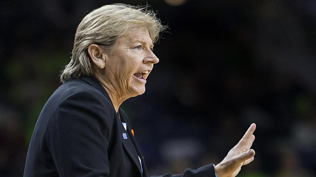 North Carolina coach Sylvia Hatchell talks to players during the first half of an NCAA college basketball game against Notre Dame in South Bend, Ind. on Jan. 10, 2016. Hatchell has been suspended for two games for making contact with an official during a recent loss to Duke and for an NCAA violation. (AP Photo/Robert Franklin, File)