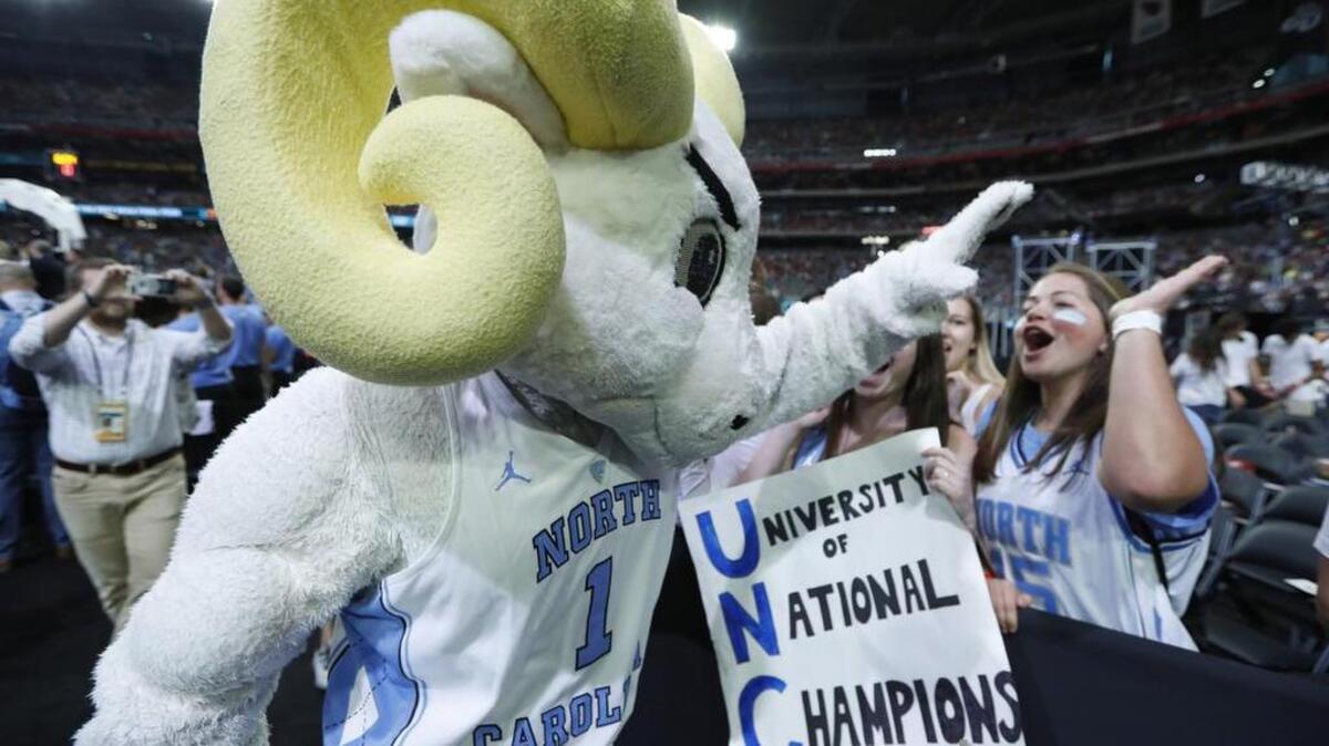 Rameses high-fives fans before UNC’s game against Gonzaga in the NCAA Division I men’s basketball national championship game at the University of Phoenix Stadium in Glendale, AZ, Monday, April 3, 2017.
