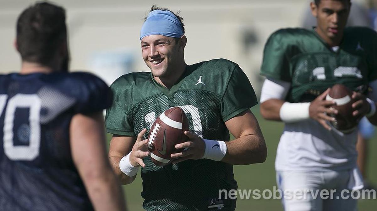 Quarterback Jace Ruder (10).