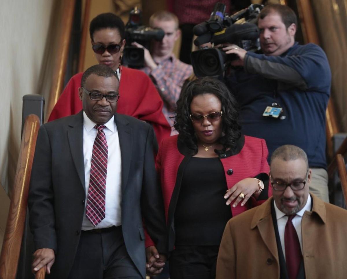 Kenneth Wainstein found that Julius Nyang’oro, left front, the former African studies department chairman, along with former office administrator, Deborah Crowder, had created classes that didn’t meet and had no instruction in part to help athletes stay eligible to play sports.