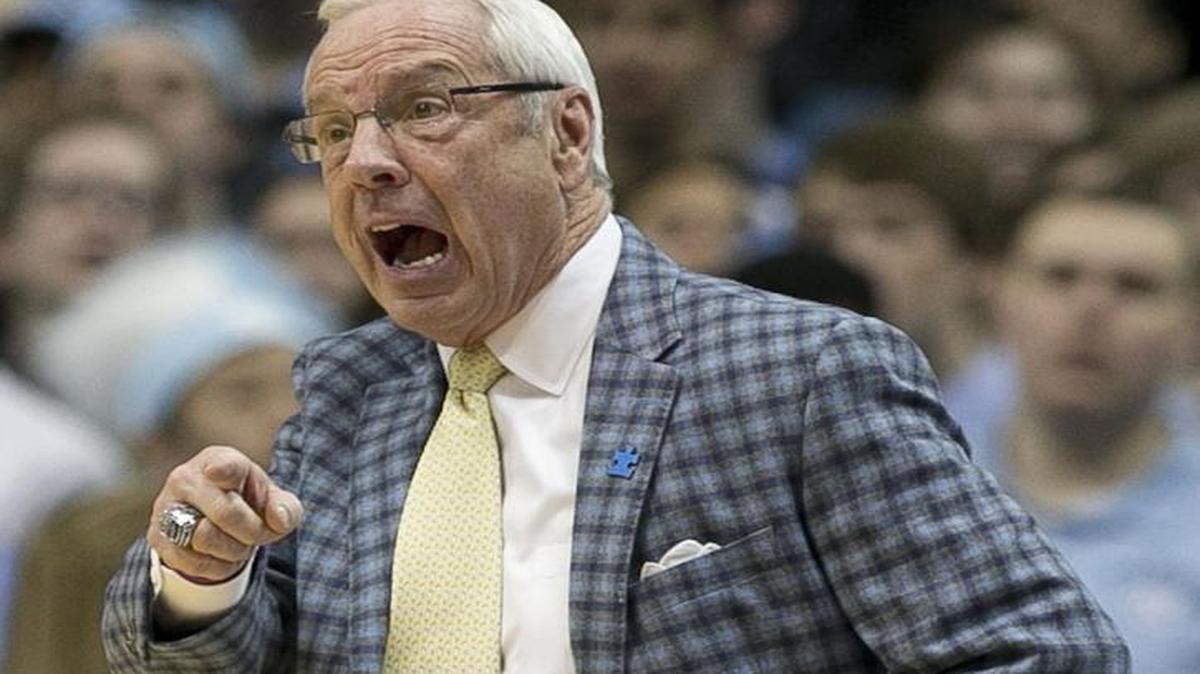 North Carolina coach Roy Williams directs his team during the first half against Miami.