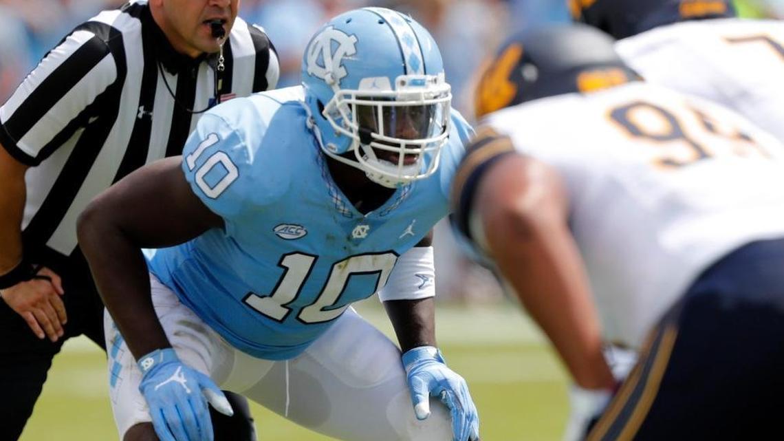 UNC’s Andre Smith, left, lines up against California on Sept. 2.