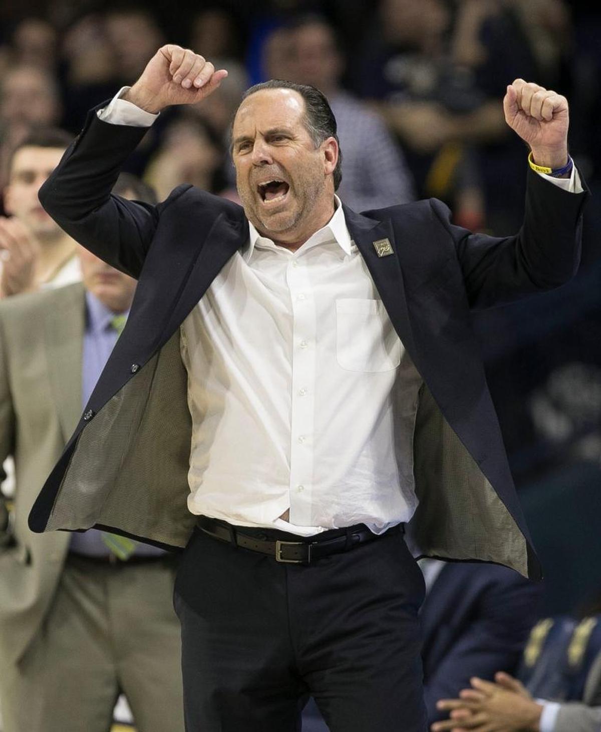 Notre Dame coach Mike Brey reacts during the closing seconds of the game against North Carolina on Saturday, January 13, 2018 at the Joyce Center in South Bend, Indiana.