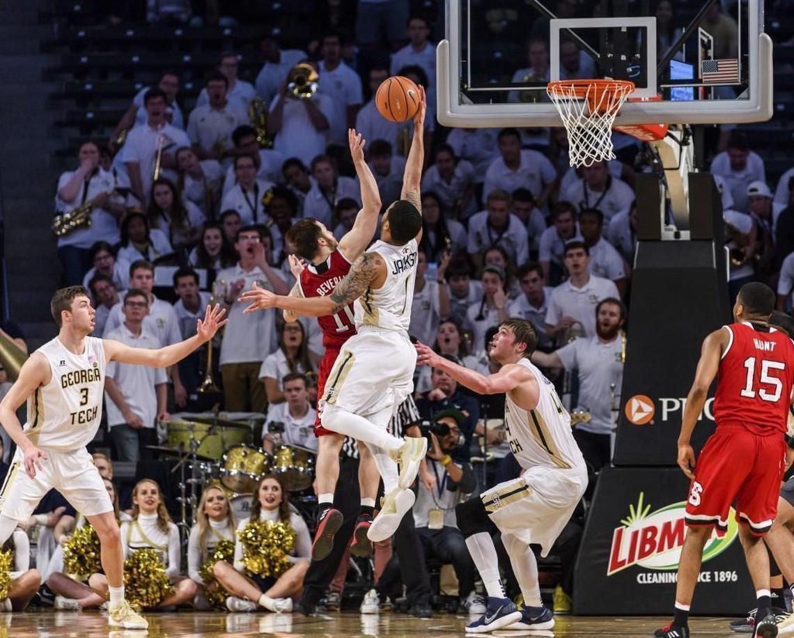 NC State’s 78-75 loss at Georgia Tech on Thursday night secured a double-bye in the ACC tournament for Duke. (AP Photo/Danny Karnik)