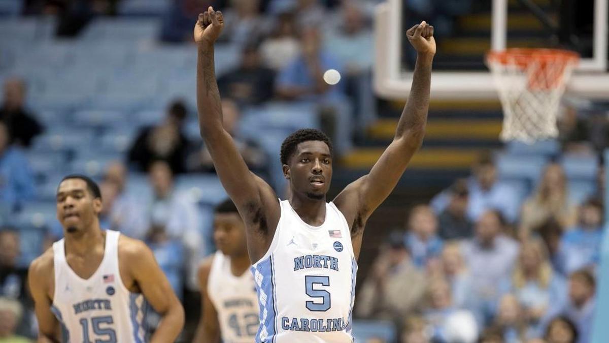 North Carolina’s Jalek Felton (5) runs the defense during the second half against Western Carolina on Wednesday, December 6, 2017 at the Smith Center in Chapel Hill, N.C. Felton lead North Carolina with 15 points.