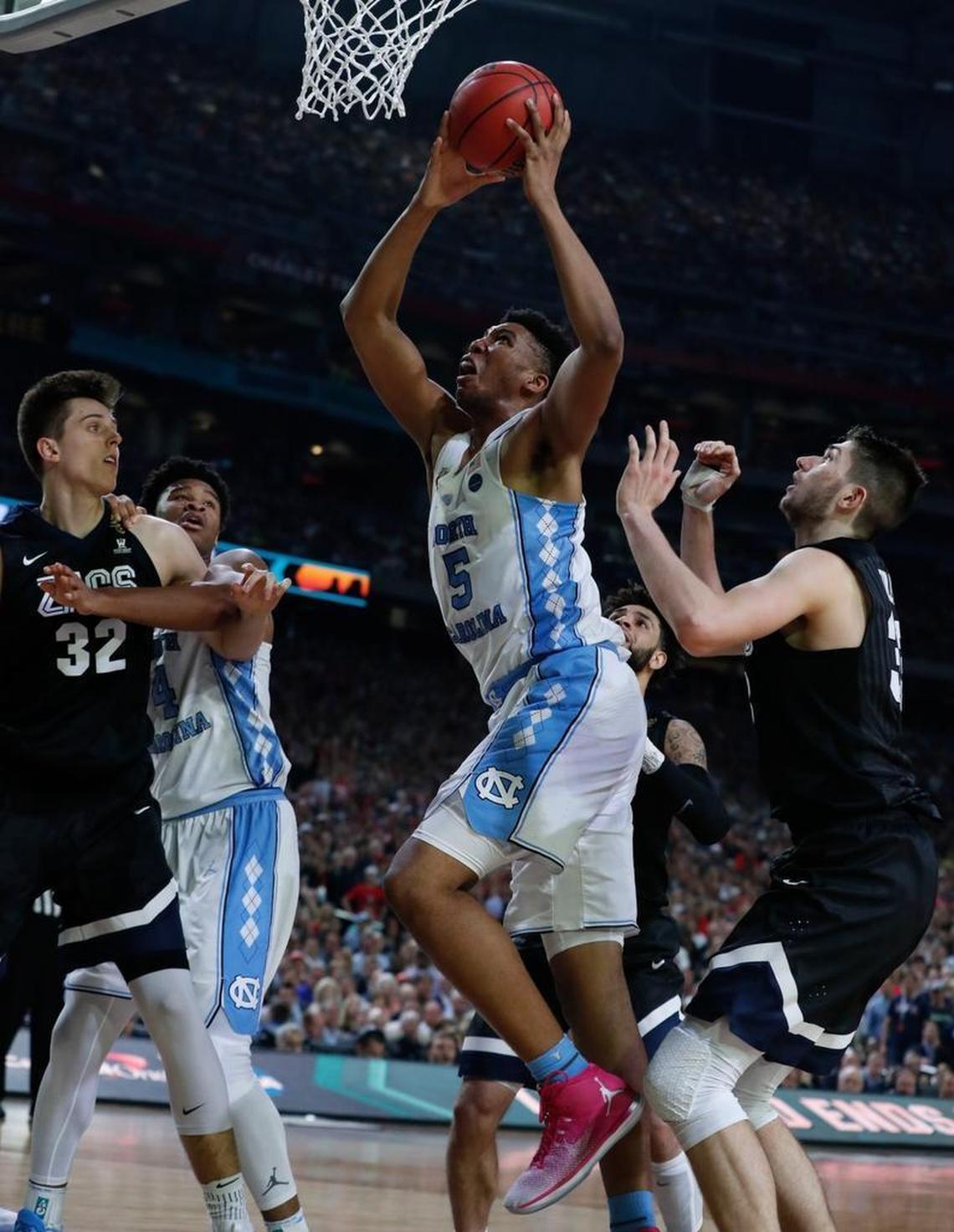 North Carolina's Tony Bradley (5) drives to the basket during the second half of UNC's victory over Gonzaga in the NCAA Division I men's basketball national championship game at the University of Phoenix Stadium in Glendale, AZ, on April 3, 2017.