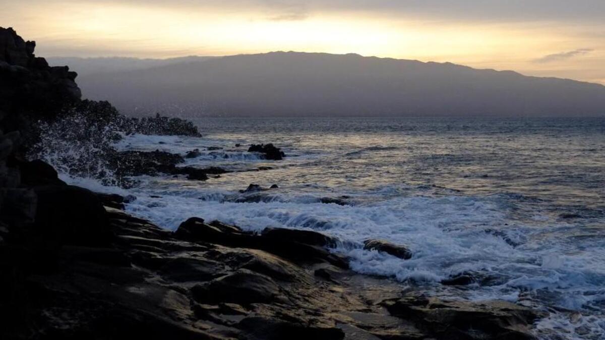 One of the perks of covering the Maui Invitational: the Hawaii sunrises, which will be missed.