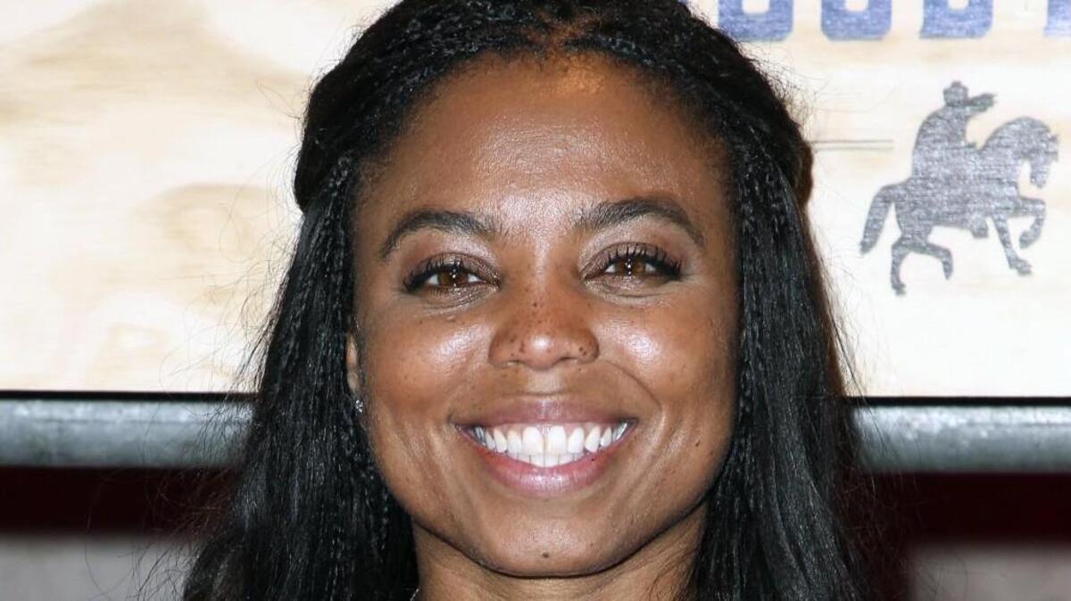 ESPN’s Jemele Hill is leaving SportsCenter to go to The Undefeated.