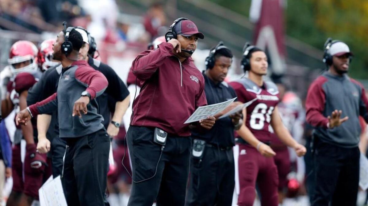 N.C. Central head coach Jerry Mack, center, wants his team to win its third straight MEAC title this season.