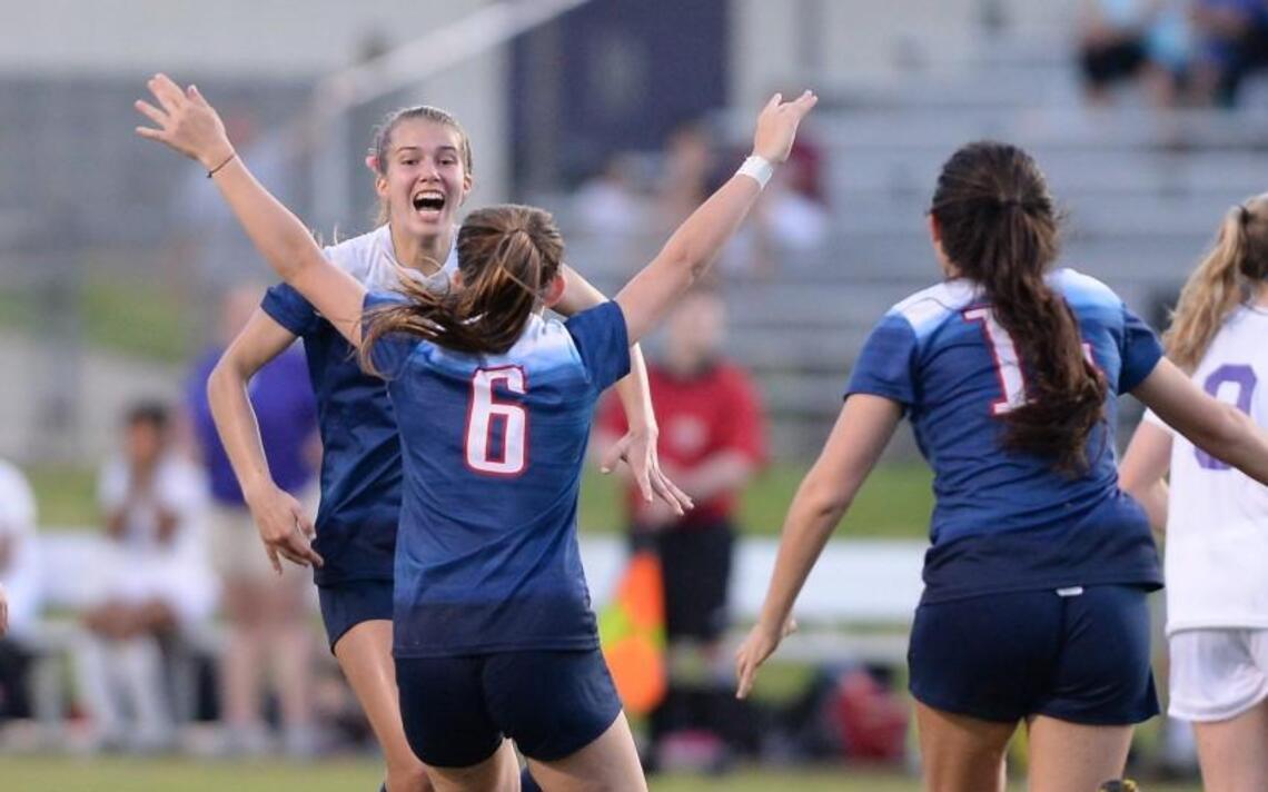 Jordan girls soccer downs Riverside