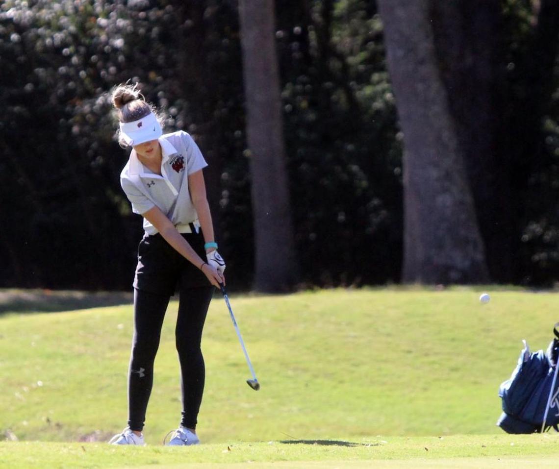 Wakefield's Lotte Fox chips in for birdie on No. 15 during day two of the 4-A state girls' golf championship at Pinehurst No. 5 in Pinehurst, N.C. on Tuesday, October 25, 2016.