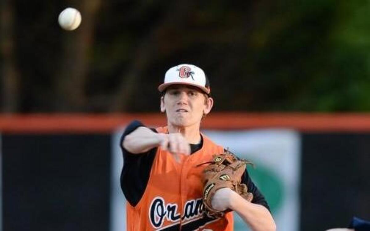 Cameron Mehl (3) paced Orange at the plate Friday night by hitting 3-for-5 with 2 runs batted in.