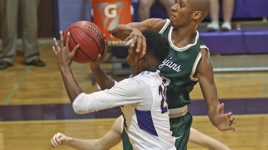 Corinth Holders earns basketball sweep of South Johnston boys, girls
