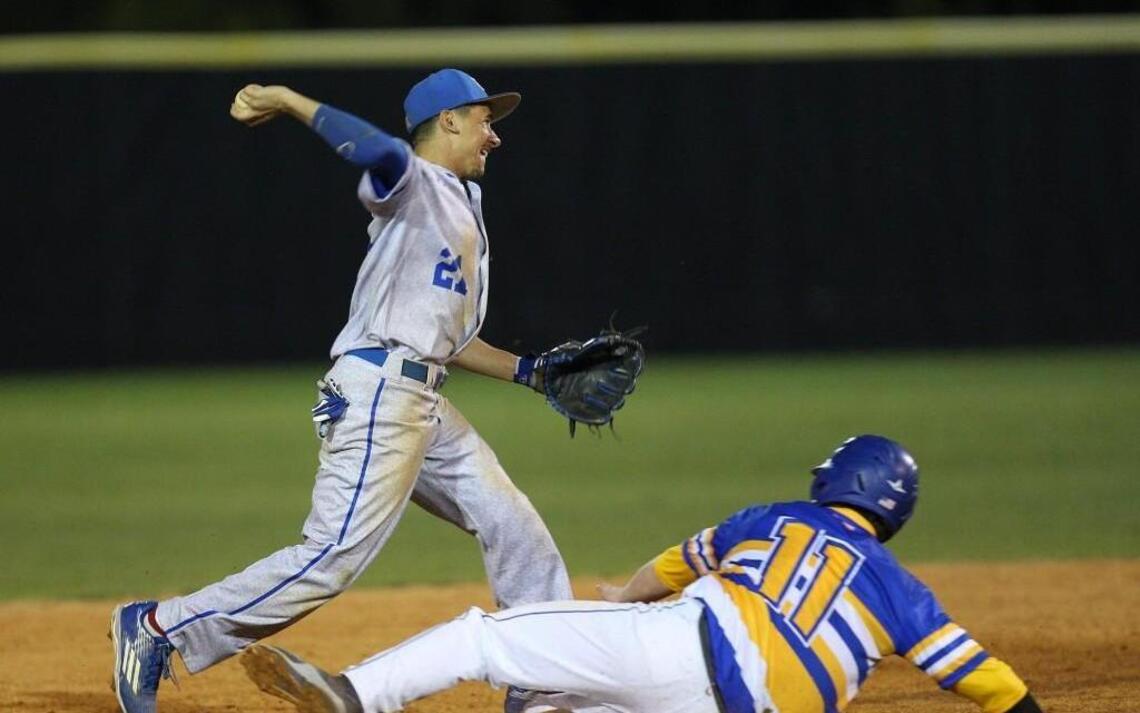 East Wake baseball beats Garner in extra innings, splits season series