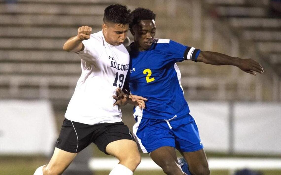 East Wake boys soccer barrels toward playoff berth, beats Southeast Raleigh