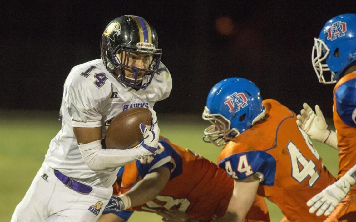 Holly Springs continues hot streak, downs Athens Drive football