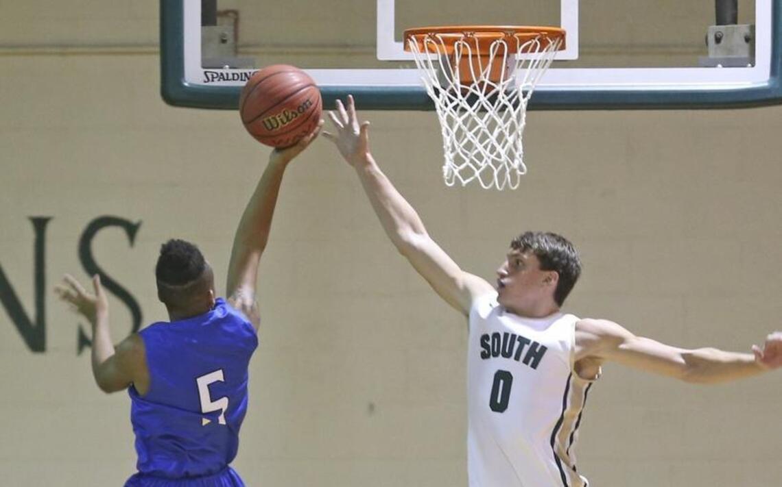 One streak ends while one dominant trend continues in Clayton-South Johnston basketball rivalry