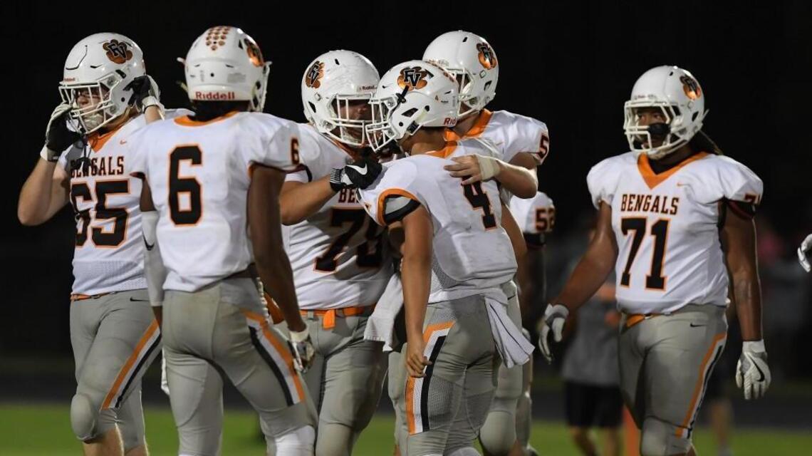Sweet 16 HS football polls: 2 new teams in Charlotte, 1 in Raleigh,  and a new No. 1