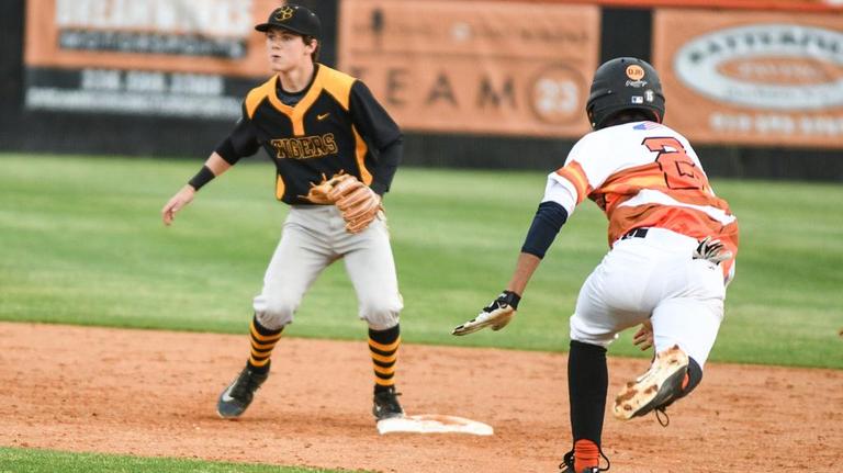 Photo Gallery: Chapel Hill at Orange baseball - April 19, 2017