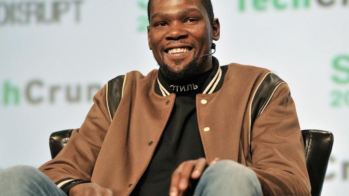 NBA Player and Durant Company/Thirty Five Media Partner Kevin Durant speaks onstage during TechCrunch Disrupt SF 2017 at Pier 48 on September 19, 2017 in San Francisco, California. (Photo by Steve Jennings/Getty Images for TechCrunch)