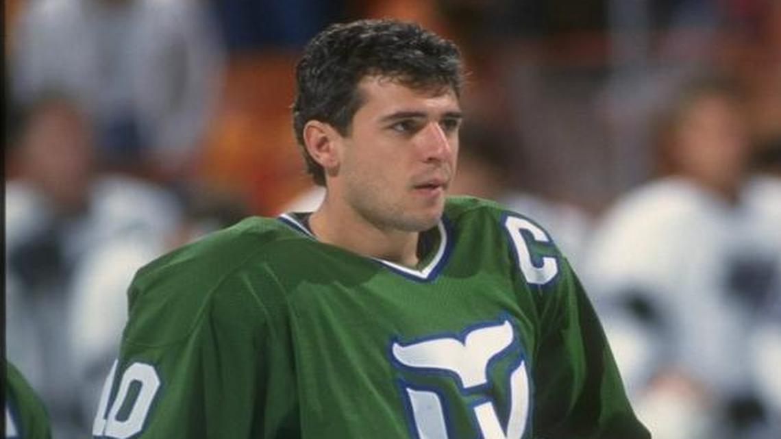 Center Ron Francis of the Hartford Whalers in 1990-91 season.