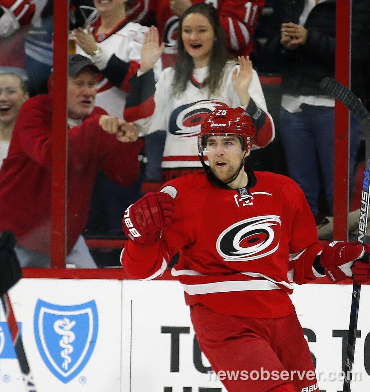 The Carolina Hurricanes’ Chris Terry (25) celebrates after he scored during the first period.