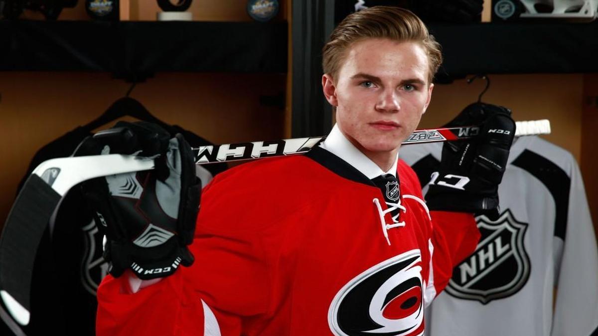 Jake Bean, selected 13th overall by the Carolina Hurricanes, poses for a portrait during round one of the 2016 NHL Draft at First Niagara Center on June 24, 2016 in Buffalo, New York.